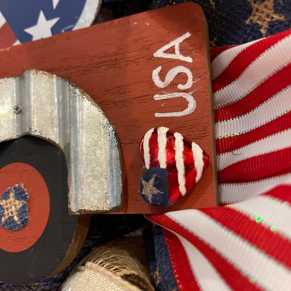 “Red Truck” Patriotic WREATH Red, White and Blue wreath 26” VERY FULL! JULY 4th - Picture 4 of 11